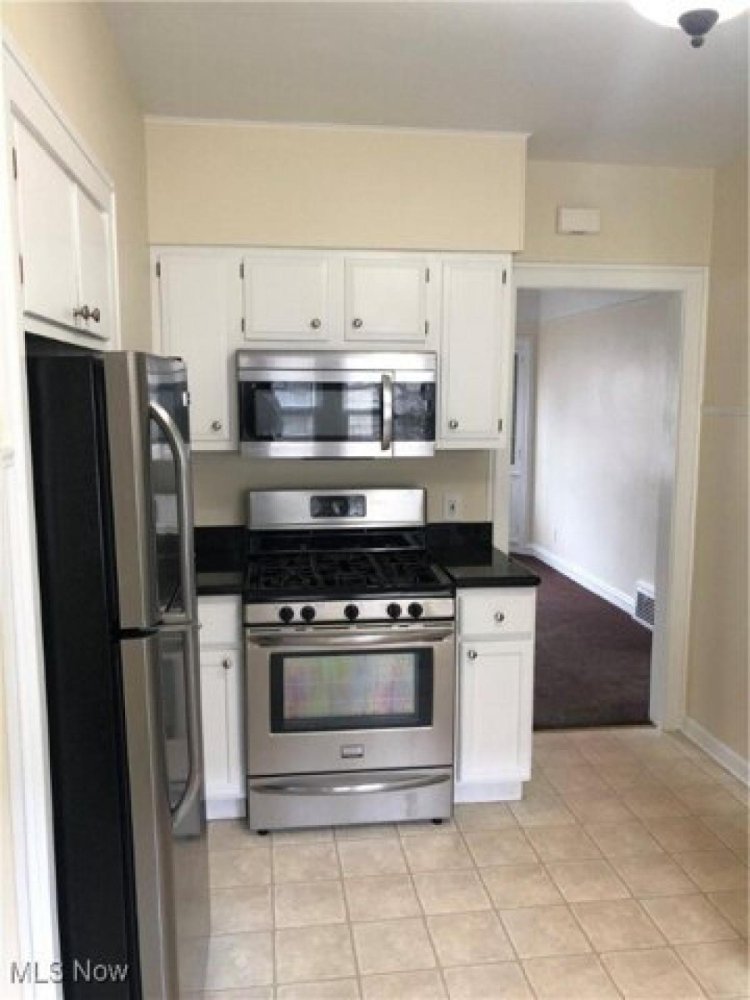 6 bedrooms House in Shaker Heights, USA No. 377361