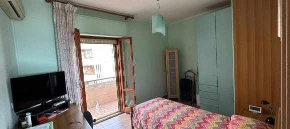 4 rooms Apartment in Catanzaro, Italy No. 122002 14