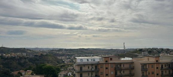 4 rooms Apartment in Catanzaro, Italy No. 122002 7