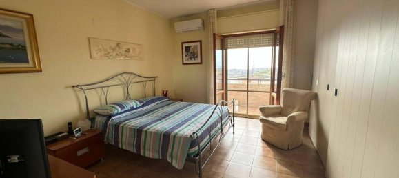 4 rooms Apartment in Catanzaro, Italy No. 122002 16