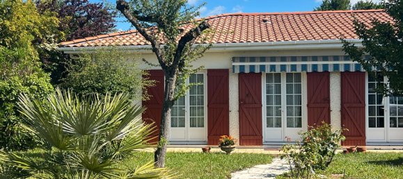 3 bedrooms House in Merignac, France No. 341189 6