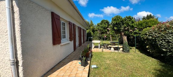 3 bedrooms House in Merignac, France No. 341189 7