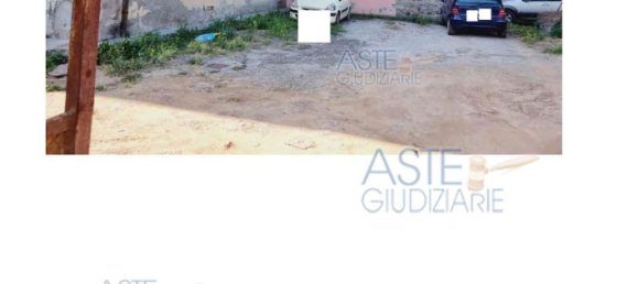 11 rooms House in Grosseto, Italy No. 51373 71