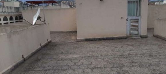 6-salle Appartement à Messina, Italy No. 40911 4