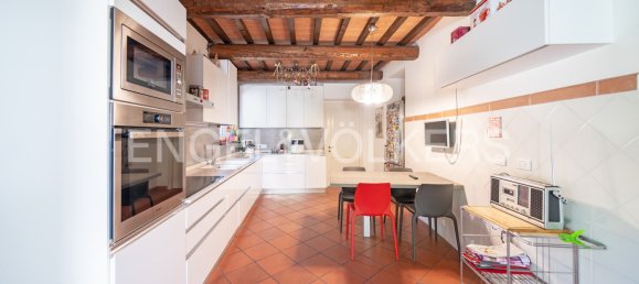 4 bedrooms House in Perugia, Italy No. 131283 6