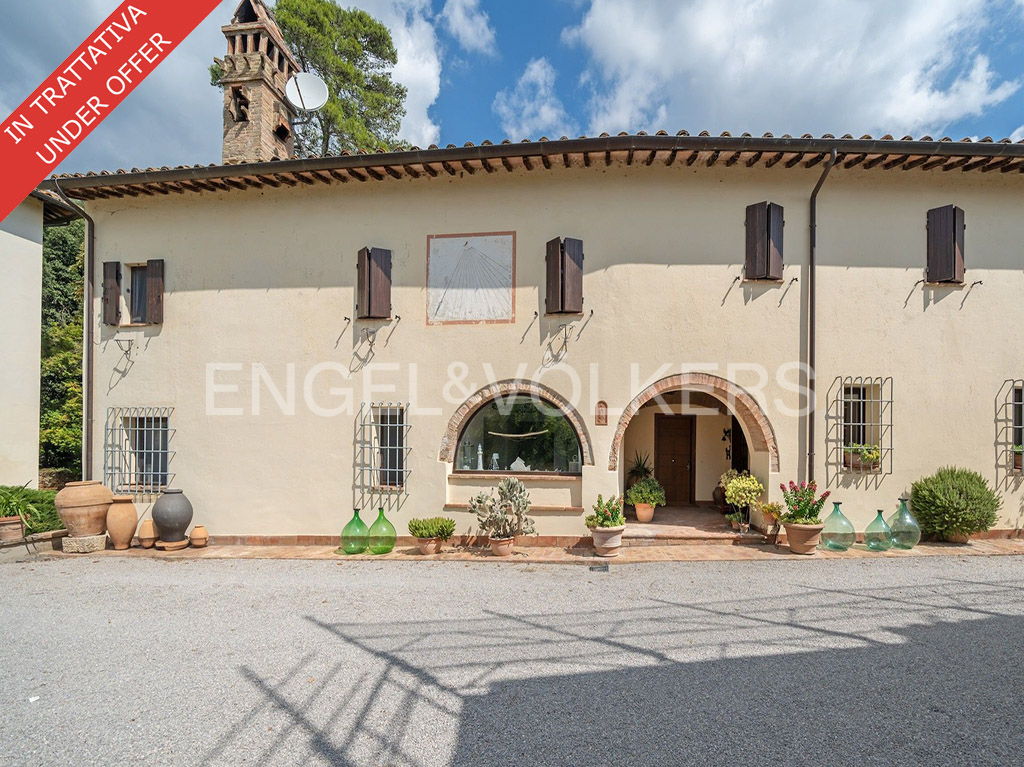 4 bedrooms House in Perugia, Italy No. 131283