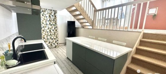 3 Schlafzimmer Doppelhaus in Evry, France, Nr. 283348 2