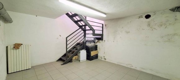 168m² Commercial property in Como, Italy No. 316344 18