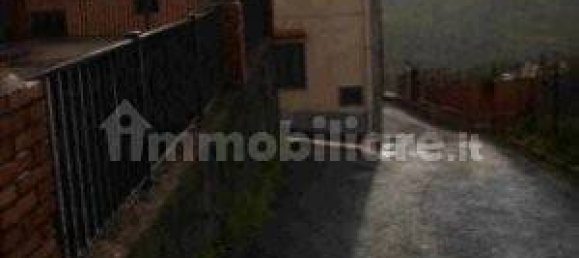 Дом с 3 спальнями в Али, Италия № 37124 8