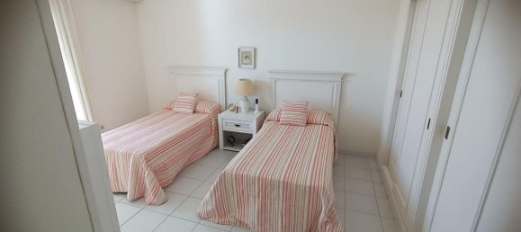 1 bedroom Apartment in Marbella, Spain No. 185229 7