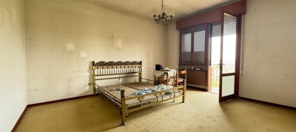 7 rooms House in Santa Maria di Sala, Italy No. 59587 6