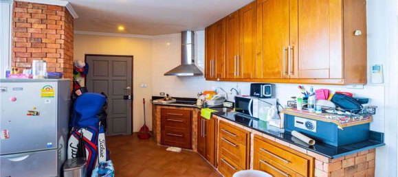 2 bedrooms Condo in Pattaya, Thailand No. 11740 4