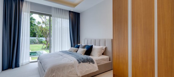 4 chambres villa à vendre à Pattaya, Chonburi, Eastern Thailand, Thailand № 165698 16