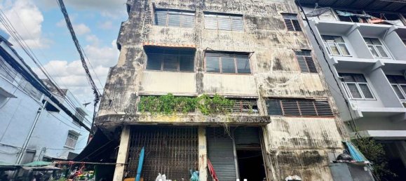 217.6m² Commercial property in Bangkok, Thailand No. 13953 6