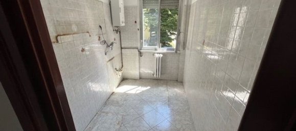 2-Zimmer Wohnung in Monza, Italy, Nr. 334553 5