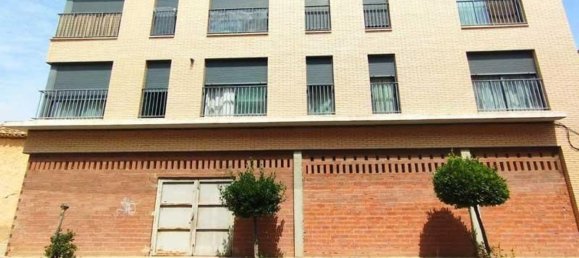 427m² Commercial property in Zaragoza, Spain No. 62895 14