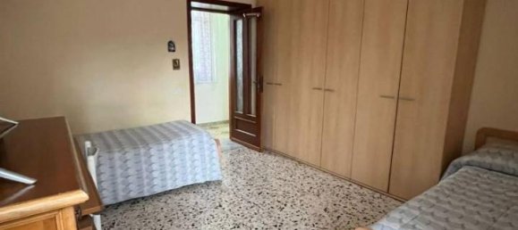 6 rooms House in Ottaviano, Italy No. 34562 25