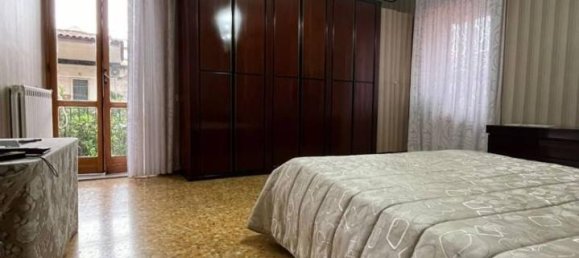 6 rooms House in Ottaviano, Italy No. 34562 13