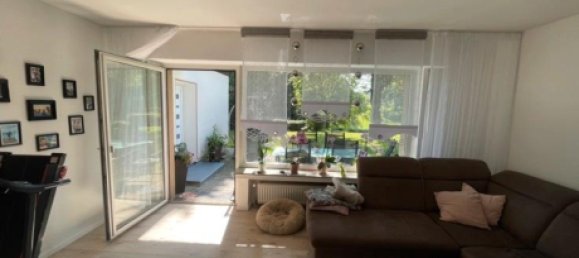 Apartamento de 3 dormitorios en Leverkusen, Germany No. 259822 3