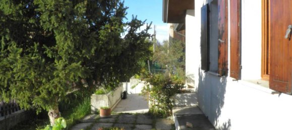 3 bedrooms Villa in Abano Terme, Italy No. 166464 2