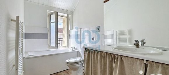 2 Schlafzimmer Haus in Chalons-en-Champagne, France, Nr. 304522 3