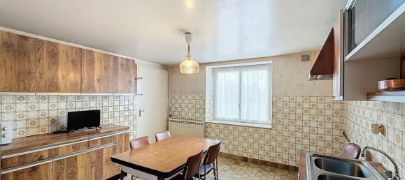 Casa de 4 dormitorios en Hadol, France No. 242100 6