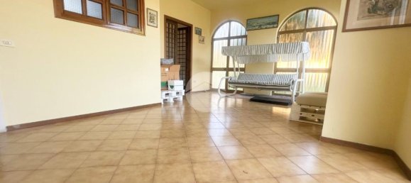3 Schlafzimmer Villa in Manerbio, Italy, Nr. 371450 6