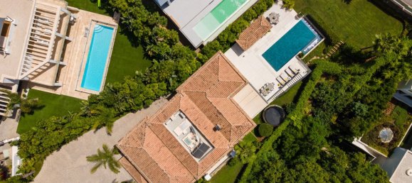 6 bedrooms Villa in El Herrojo, Spain No. 3082 4