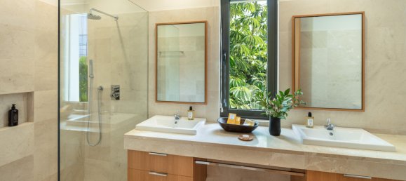 6 bedrooms Villa in El Herrojo, Spain No. 3082 8