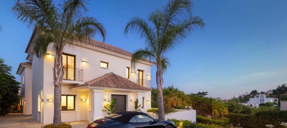 6 bedrooms Villa in El Herrojo, Spain No. 3082 2