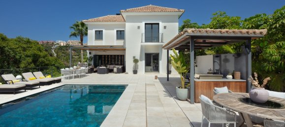 6 bedrooms Villa in El Herrojo, Spain No. 3082 28