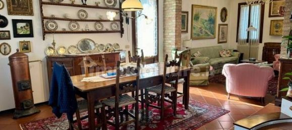 3 bedrooms House in Treviso, Italy No. 252217 5