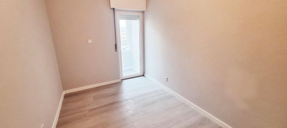 3 bedrooms Apartment in Loures, Portugal No. 93502 10
