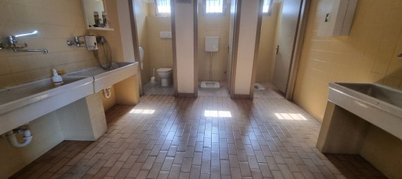 Almacén en Cadoneghe, Italy 1800 m² No. 379090 12