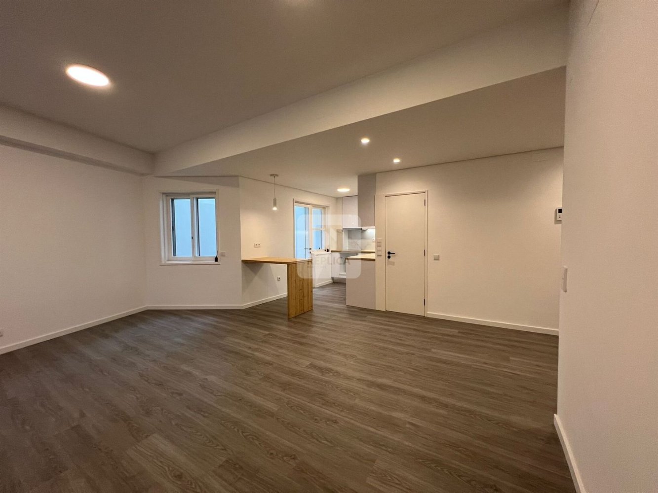 2 bedrooms Apartment in Porto, Portugal No. 81621