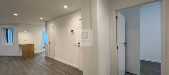 2 bedrooms Apartment in Porto, Portugal No. 81621 7