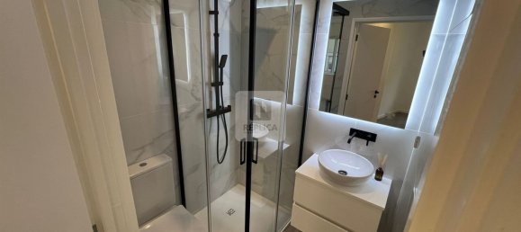 2 bedrooms Apartment in Porto, Portugal No. 81621 4