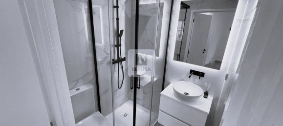 2 bedrooms Apartment in Porto, Portugal No. 81621 13