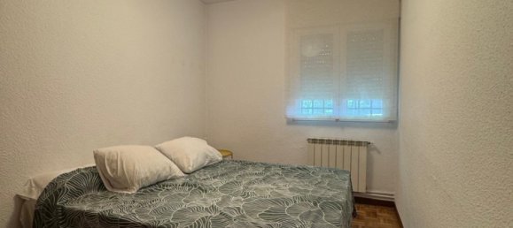 3 bedrooms Apartment in Madrid, Spain No. 164508 23