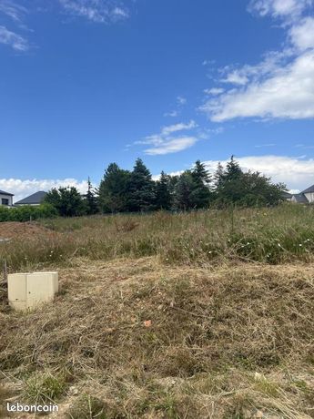 Земельный участок 592м² в Сарта, Франция № 313737