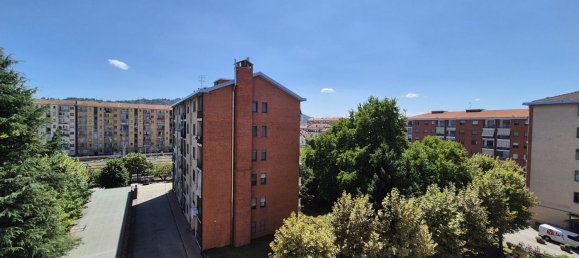 Apartamento de 4 habitaciónes en Chivasso, Italy No. 295403 28