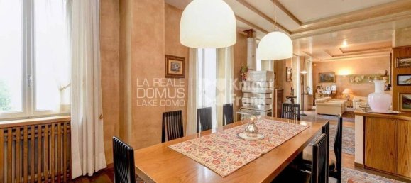 6 bedrooms Villa in Como, Italy No. 56723 5