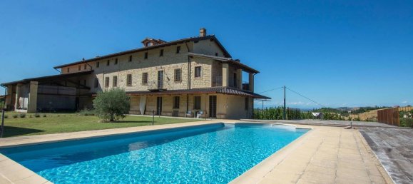 15 bedrooms House in Ottiglio, Italy No. 327488 3