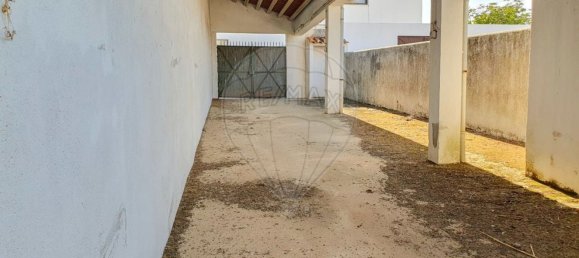 227m² Commercial property in Viana do Alentejo, Portugal No. 65893 14