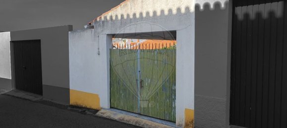 227m² Commercial property in Viana do Alentejo, Portugal No. 65893 18