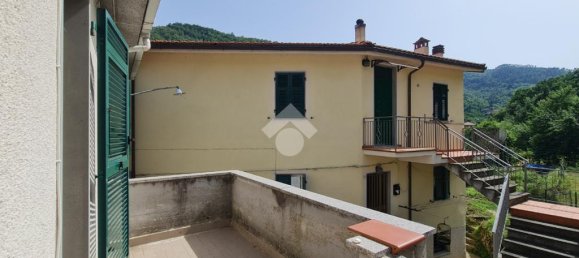 2 bedrooms House in Riccò del Golfo di Spezia, Italy No. 36417 34