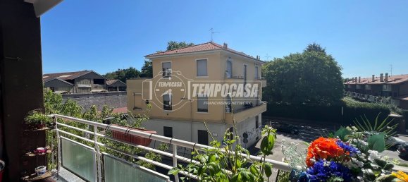 3 rooms Apartment in Legnano, Italy No. 269887 8