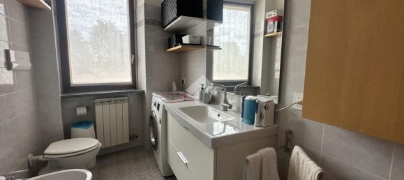 3-salle Appartement à Pedrengo, Italy No. 283378 10