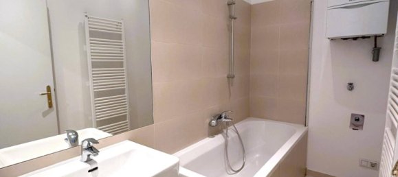 Apartamento de 1 dormitorio en Vienna, Austria No. 220659 2