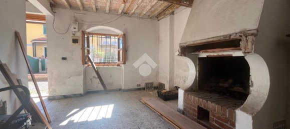 4غرفة منزل في Sarzana, Italy رقم 83129 12